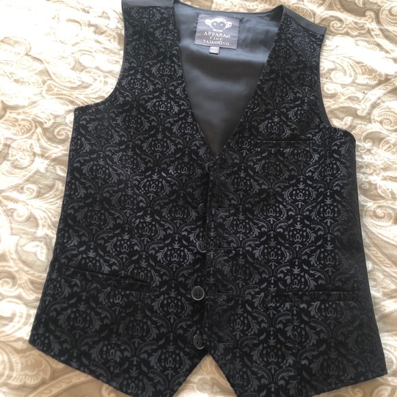 Appaman outfit for a 8-9yo - Picture 3 of 8